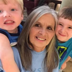 Meet your Posher, Sandy